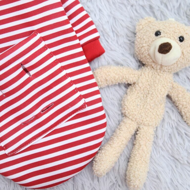 Sudadera rayada roja con osito de peluche para mascotas - Imagen 4